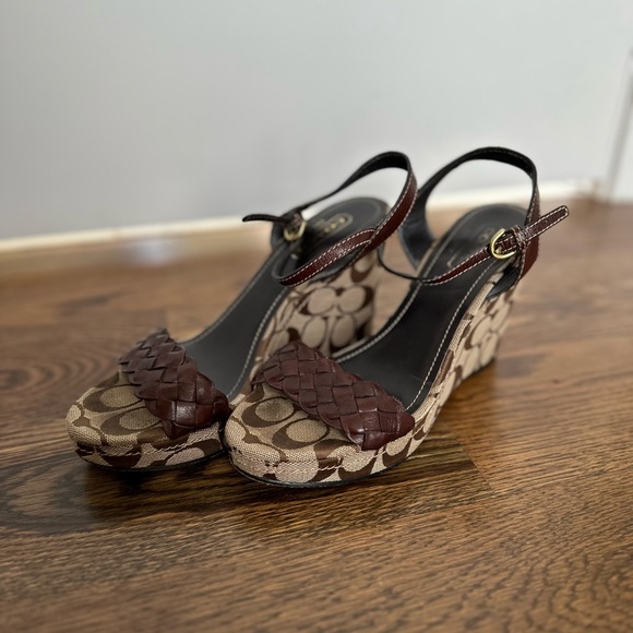 Coach wedges - Picture 2 of 6